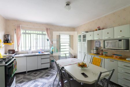 Casa à venda com 300m², 3 quartos e 2 vagasCozinha