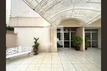 Apartamento à venda com 67m², 2 quartos e 1 vagaHall de entrada