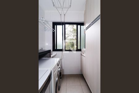 Apartamento à venda com 81m², 2 quartos e 1 vagaÁrea de Serviço