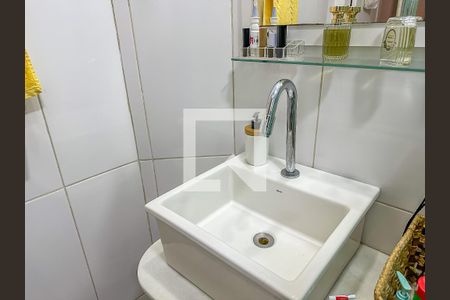 Apartamento à venda com 80m², 3 quartos e sem vagaBanheiro