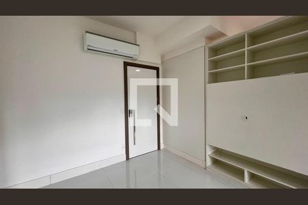 Sala de apartamento para alugar com 1 quarto, 44m² em Funcionários, Belo Horizonte
