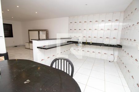 Casa de condomínio para alugar com 360m², 2 quartos e 3 vagasCozinha