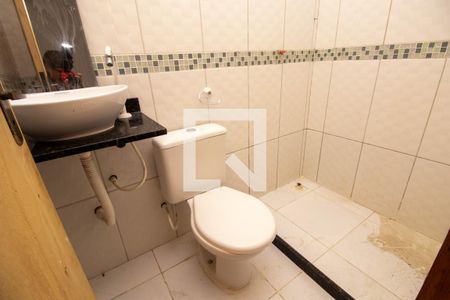 Banheiro quarto 1 de casa de condomínio para alugar com 2 quartos, 360m² em Vargem Grande, Rio de Janeiro