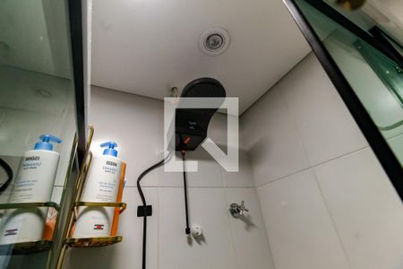 Apartamento à venda com 60m², 1 quarto e 1 vaga Apartamento à venda com 60m², 1 quarto e 1 vagaBanheiro da Suíte - chuveiro