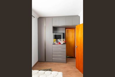 Casa à venda com 126m², 3 quartos e 2 vagas Casa à venda com 126m², 3 quartos e 2 vagasSuíte