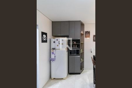 Casa à venda com 126m², 3 quartos e 2 vagas Casa à venda com 126m², 3 quartos e 2 vagasCozinha