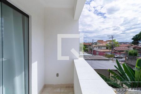 Casa à venda com 126m², 3 quartos e 2 vagas Casa à venda com 126m², 3 quartos e 2 vagasVaranda do quarto 2