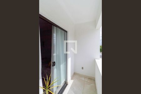 Casa à venda com 126m², 3 quartos e 2 vagas Casa à venda com 126m², 3 quartos e 2 vagasVaranda do quarto 2