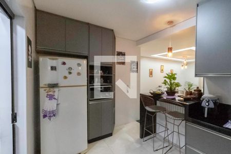 Casa à venda com 126m², 3 quartos e 2 vagas Casa à venda com 126m², 3 quartos e 2 vagasCozinha