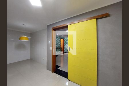 Casa à venda com 185m², 3 quartos e 2 vagasCozinha