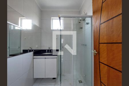 Casa à venda com 185m², 3 quartos e 2 vagasBanheiro 2