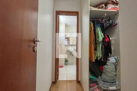 Apartamento à venda com 200m², 4 quartos e 3 vagasQuarto 2