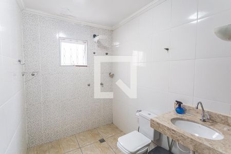 Casa à venda com 215m², 5 quartos e 3 vagasBanheiro Social no 2° Pavimento