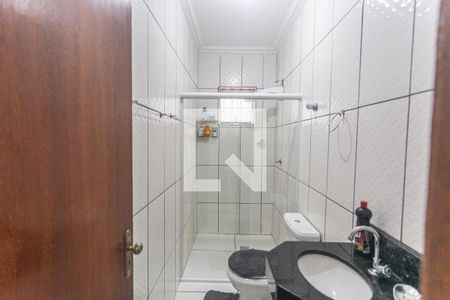 Casa à venda com 215m², 5 quartos e 3 vagasBanheiro Social 1