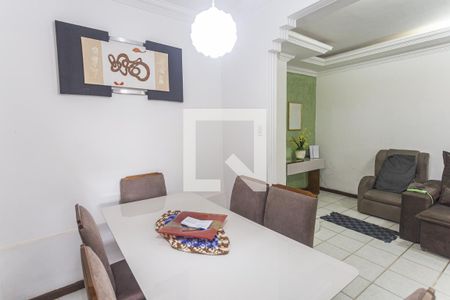 Casa à venda com 215m², 5 quartos e 3 vagasCopa