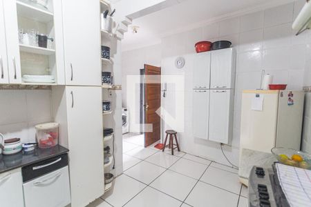 Casa à venda com 215m², 5 quartos e 3 vagasCozinha