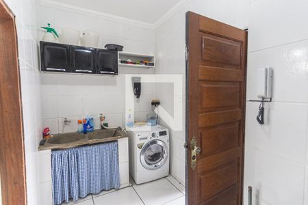 Casa à venda com 215m², 5 quartos e 3 vagasÁrea de Serviço