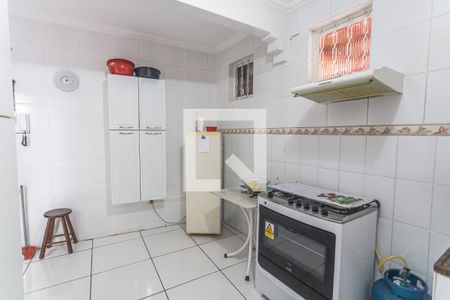 Casa à venda com 215m², 5 quartos e 3 vagasCozinha