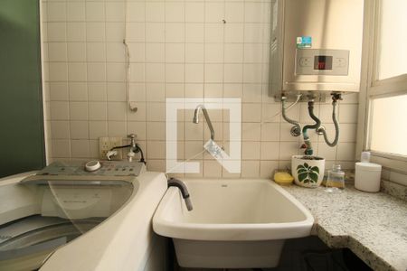 Apartamento à venda com 142m², 3 quartos e 2 vagasÁrea de Serviço