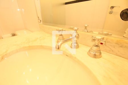 Apartamento à venda com 142m², 3 quartos e 2 vagasBanheiro Social