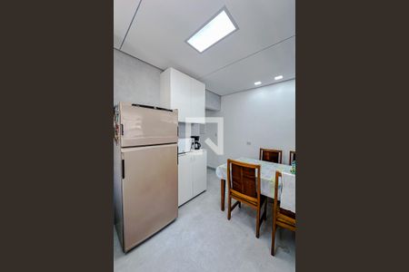 Casa para alugar com 240m², 2 quartos e 2 vagasCozinha