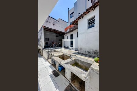 Casa para alugar com 240m², 2 quartos e 2 vagasÁrea externa