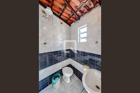 Casa para alugar com 240m², 2 quartos e 2 vagasBanheiro de serviço