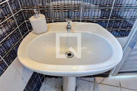 Casa para alugar com 240m², 2 quartos e 2 vagasBanheiro de serviço