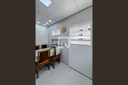 Casa para alugar com 240m², 2 quartos e 2 vagasCozinha