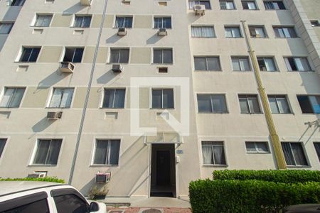 Fachada de apartamento para alugar com 2 quartos, 45m² em Campo Grande, Rio de Janeiro