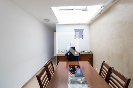 Casa à venda com 100m², 3 quartos e 2 vagasCopa