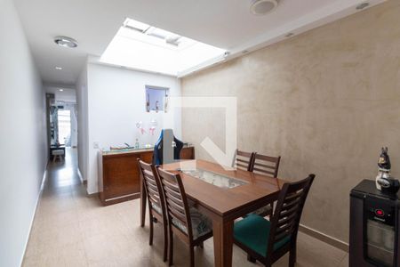 Casa à venda com 100m², 3 quartos e 2 vagasCopa