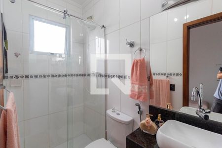 Casa à venda com 100m², 3 quartos e 2 vagasBanheiro da Suíte