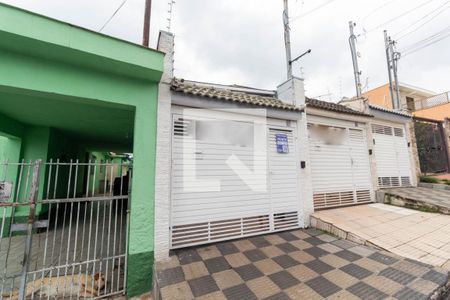 Casa à venda com 100m², 3 quartos e 2 vagasFachada