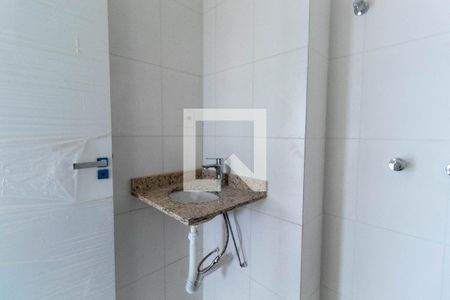 Apartamento para alugar com 54m², 2 quartos e 1 vaga Apartamento para alugar com 54m², 2 quartos e 1 vagaBanheiro 2
