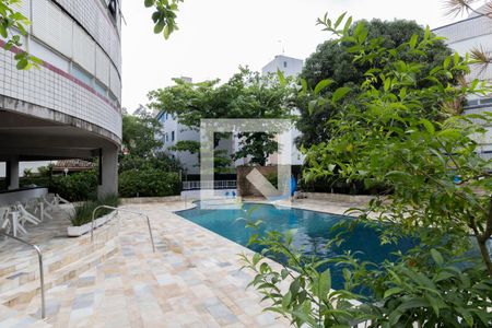 Apartamento para alugar com 55m², 1 quarto e 1 vagaÁrea comum - Piscina