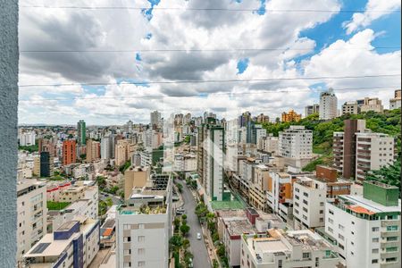 Apartamento para alugar com 127m², 3 quartos e 2 vagasQuarto 2 - Vista