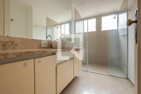 Apartamento à venda com 160m², 3 quartos e 2 vagas Apartamento à venda com 160m², 3 quartos e 2 vagasSuíte - Banheiro