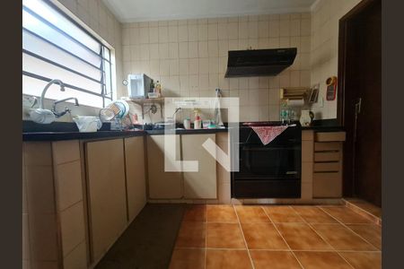 Casa para alugar com 360m², 4 quartos e 5 vagasCozinha