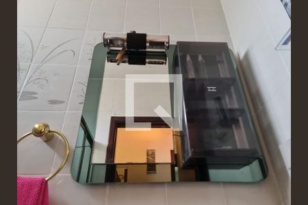 Casa para alugar com 360m², 4 quartos e 5 vagasBanheiro Social