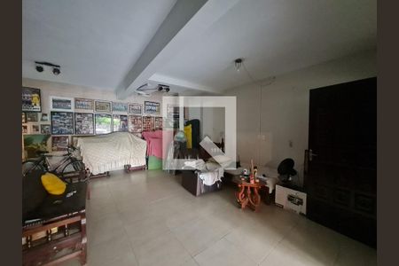 Casa para alugar com 360m², 4 quartos e 5 vagasGaragem