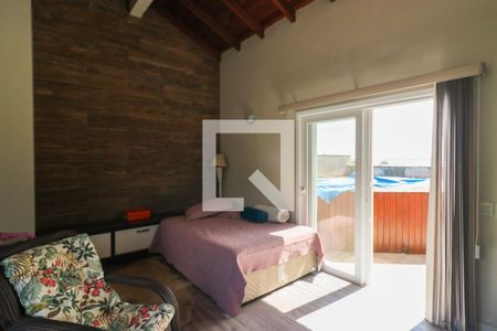 Casa à venda com 336m², 4 quartos e 4 vagasSuíte 2