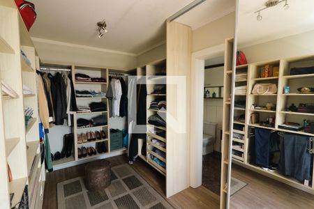 Casa à venda com 336m², 4 quartos e 4 vagasCloset da suíte 1