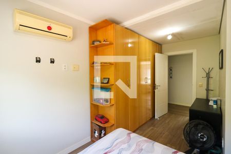 Casa à venda com 336m², 4 quartos e 4 vagasQuarto 1