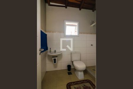 Casa à venda com 336m², 4 quartos e 4 vagasBanheiro da Suíte 2