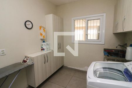 Casa à venda com 336m², 4 quartos e 4 vagasÁrea de Serviço