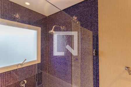 Apartamento à venda com 274m², 3 quartos e 4 vagasBanheiro da Suíte 3