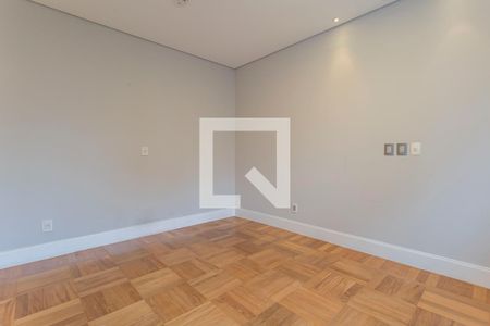 Apartamento à venda com 274m², 3 quartos e 4 vagasSuíte 2