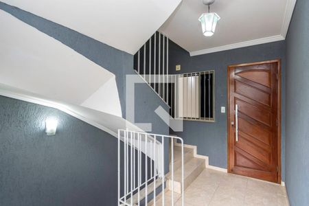 Hall da entrada de casa para alugar com 4 quartos, 160m² em Irajá, Rio de Janeiro