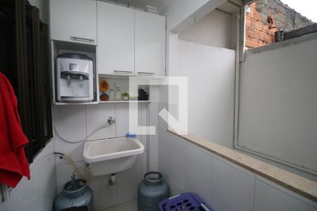 Casa para alugar com 83m², 4 quartos e 1 vagaÁrea de Serviço